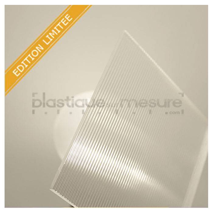 Plaque striée (plexi) plexiglass extrudé transparent incolore brillant - Ép. 3 mm
