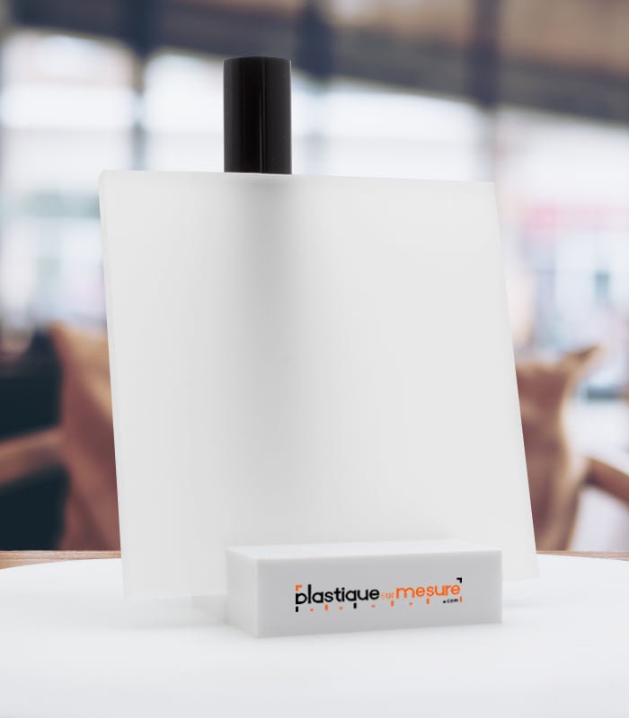Plaque satinée 2 faces plexiglass diffusant blanc coulé - 3mm
