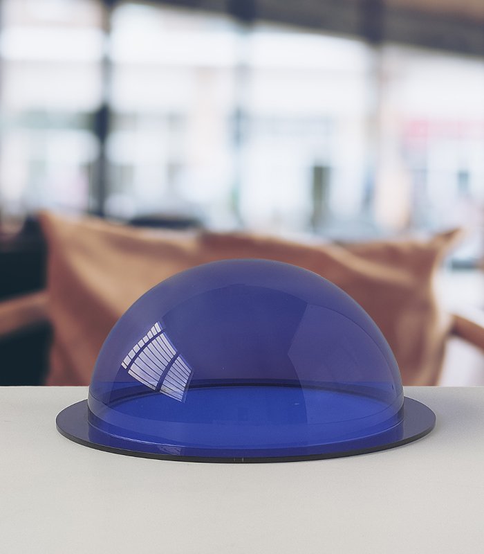 Demi-Sphère avec collerette PMMA coulé bleu transparent - Diam. 200 mm - avec fond