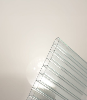 Feuille polycarbonate transparent incolore brillant 0.5mm - 930x700mm