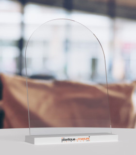 Arche en plexi transparent